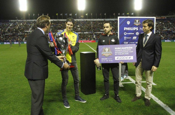 Brondby IF vencedor del Levante UD eSports International Cup by Philips Hue
