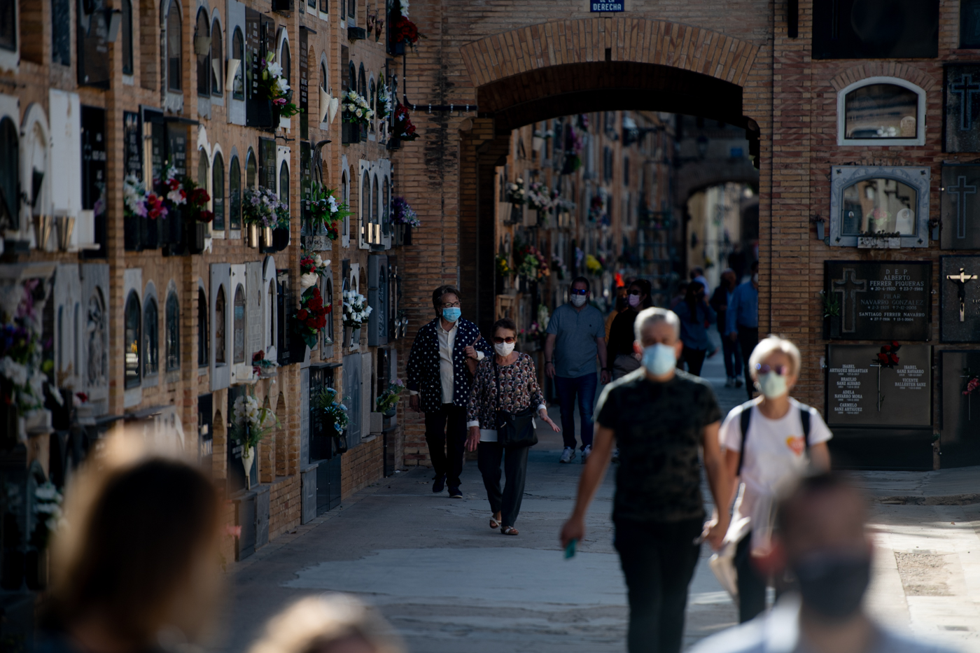 Día de Todos los Santos en València marcado por la covid-19 (Fotos: Kike Taberner)