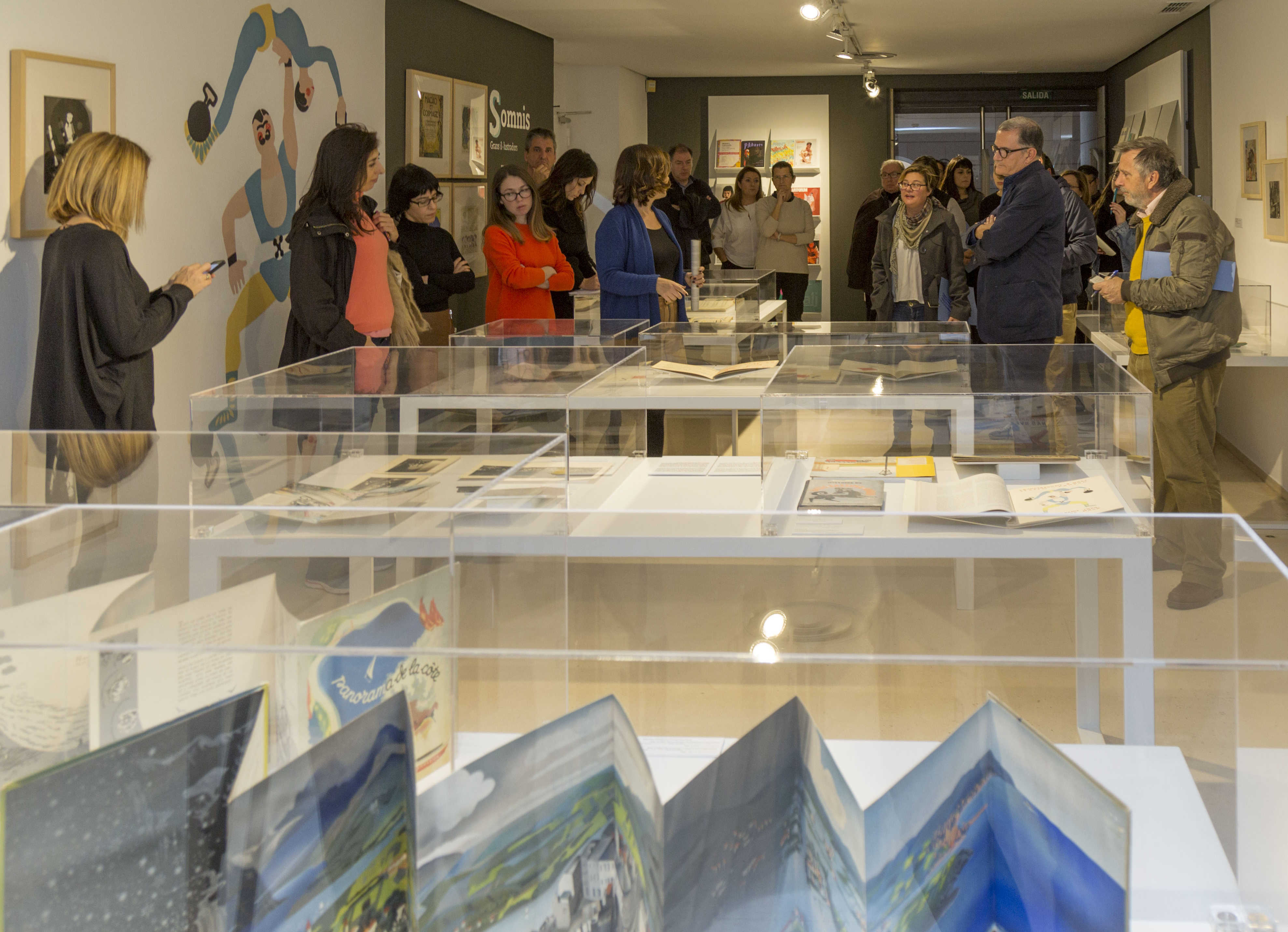 L'IVAM recorre 'somnis il·lustrats' infantils i 'grans il·lustradors' del segle XX