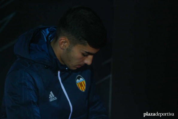 Mateu no aclara si Ferran Torres jugará solo en el primer equipo a partir de enero