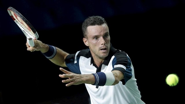 Berdych doblega a Bautista en cinco sets