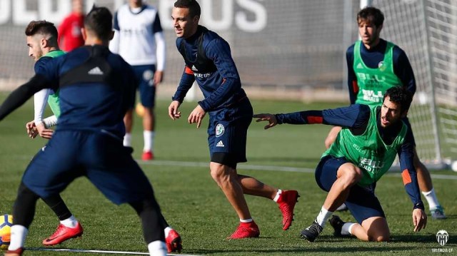 La plantilla del Valencia tendrá vacaciones del 23 al 29 por la tarde