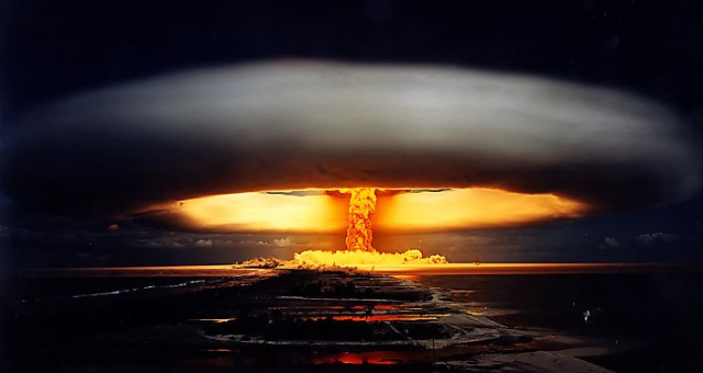 Desclasifican decenas de películas de ensayos nucleares nunca vistas