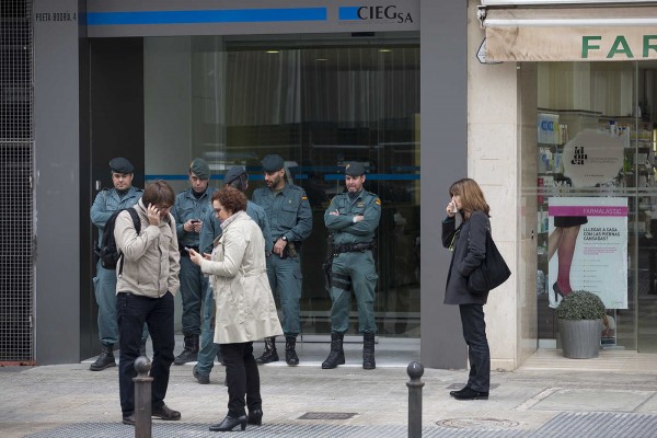 La Abogacía de la Generalitat ve malversación en la contratación de 'zombies' en Ciegsa