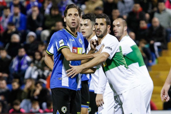 El Hércules sale a suspendido por partido