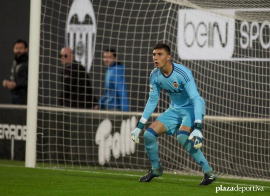 El Mestalla cierra la primera vuelta lastrado por los goles en contra