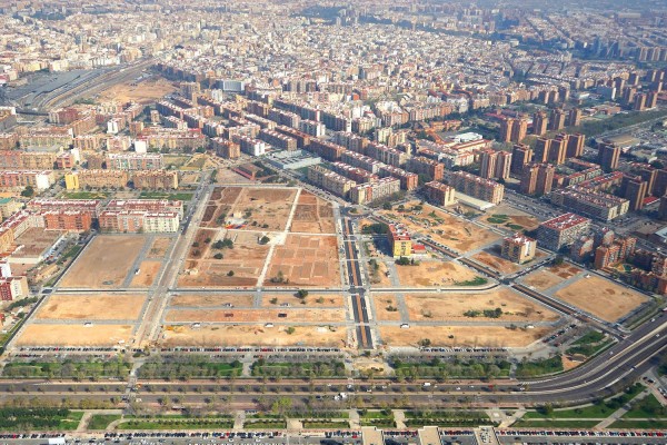 Acciona Inmobiliaria se suma a la fiebre por Malilla con la compra de un solar a la Sareb