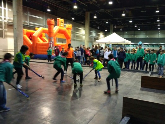 La Concejalía de Sanidad, Salud y Deportes dedica un pabellón entero a las actividad deportivas y los hábitos saludables en Expojove
