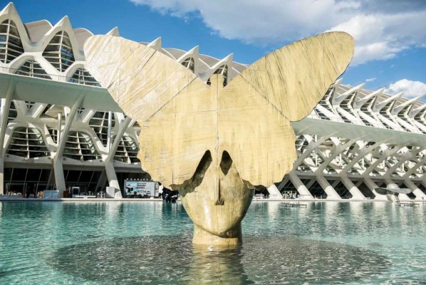 La Fundación Hortensia Herrero llevará una escultura de Manolo Valdés a La Explanada de Alicante 