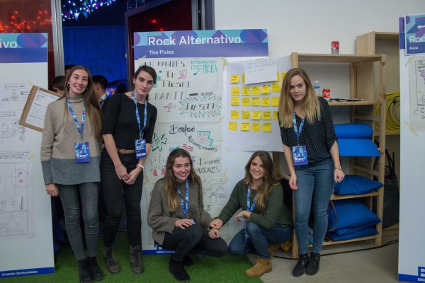 Dos alicantinas, semifinalistas de BBVA Challenge con un proyecto para separar alcohol y música