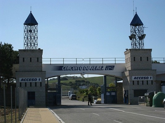 Jerez acoge entrenamientos de pretemporada con una treintena de pilotos