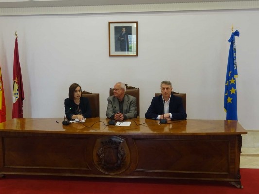 Dénia, Gandia y Oliva mantendrán la presión hasta que el Cercanías llegue a la Marina Alta
