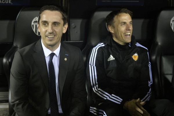 Neville tiene la confianza del Valencia CF  