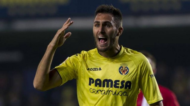 Víctor Ruiz: 