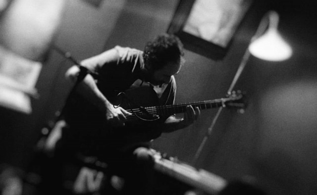 Un fulgor de magia y evocaciones a partir de ambient, industrial o guitarra clásica