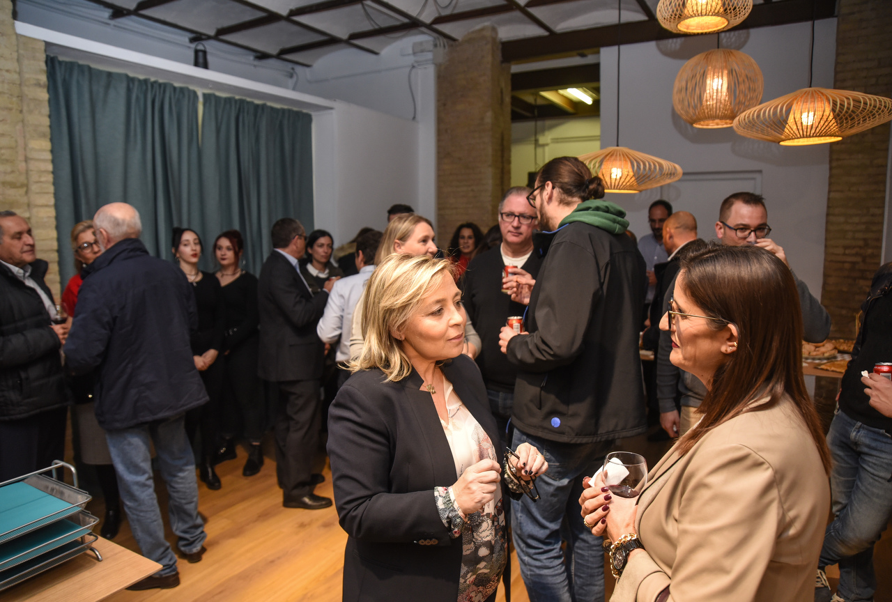 Inauguración de la inmobiliaria Casua en València (Fotos: Eduardo Manzana)