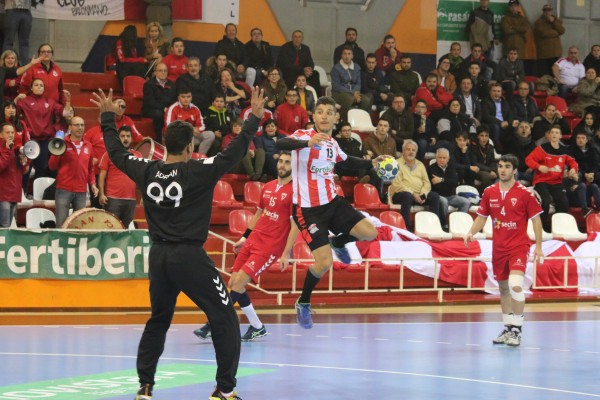 La remontada no le sirve al Fertiberia para beber otro trago de Copa