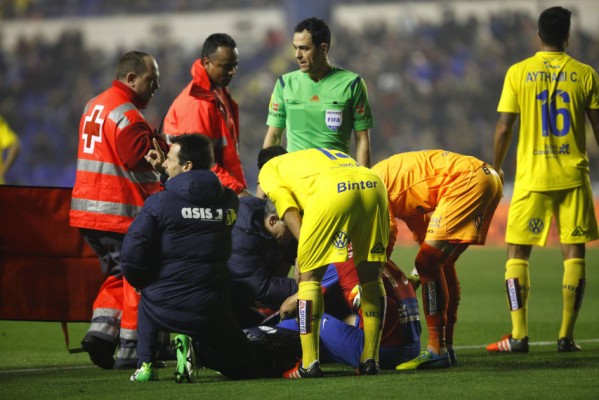 Pedro López sufre un esguince de grado dos en el ligamento lateral interno de su rodilla izquierda