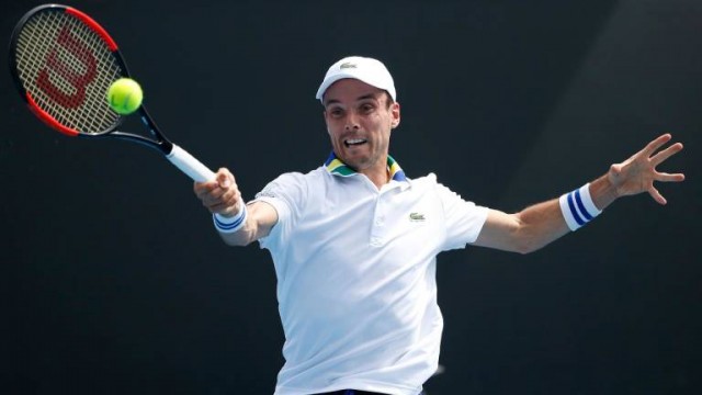 Roberto Bautista gana a al ruso Rublev y mañana jugará con Djokovic

