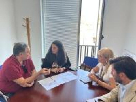 40.000 funcionarios del Estado en la Comunitat recibirán el 25% de la extra de 2012