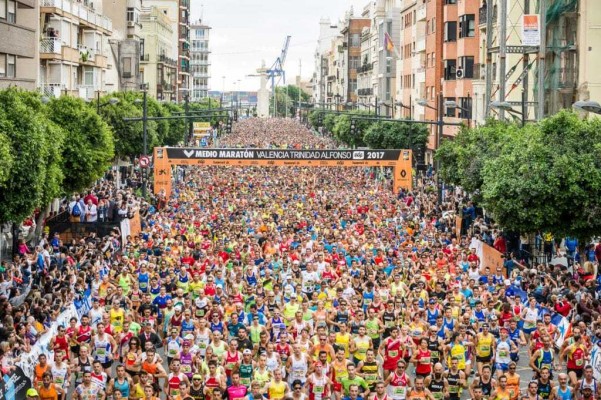 Fundación Trinidad Alfonso entrega 17.700 euros para lucha contra el cáncer