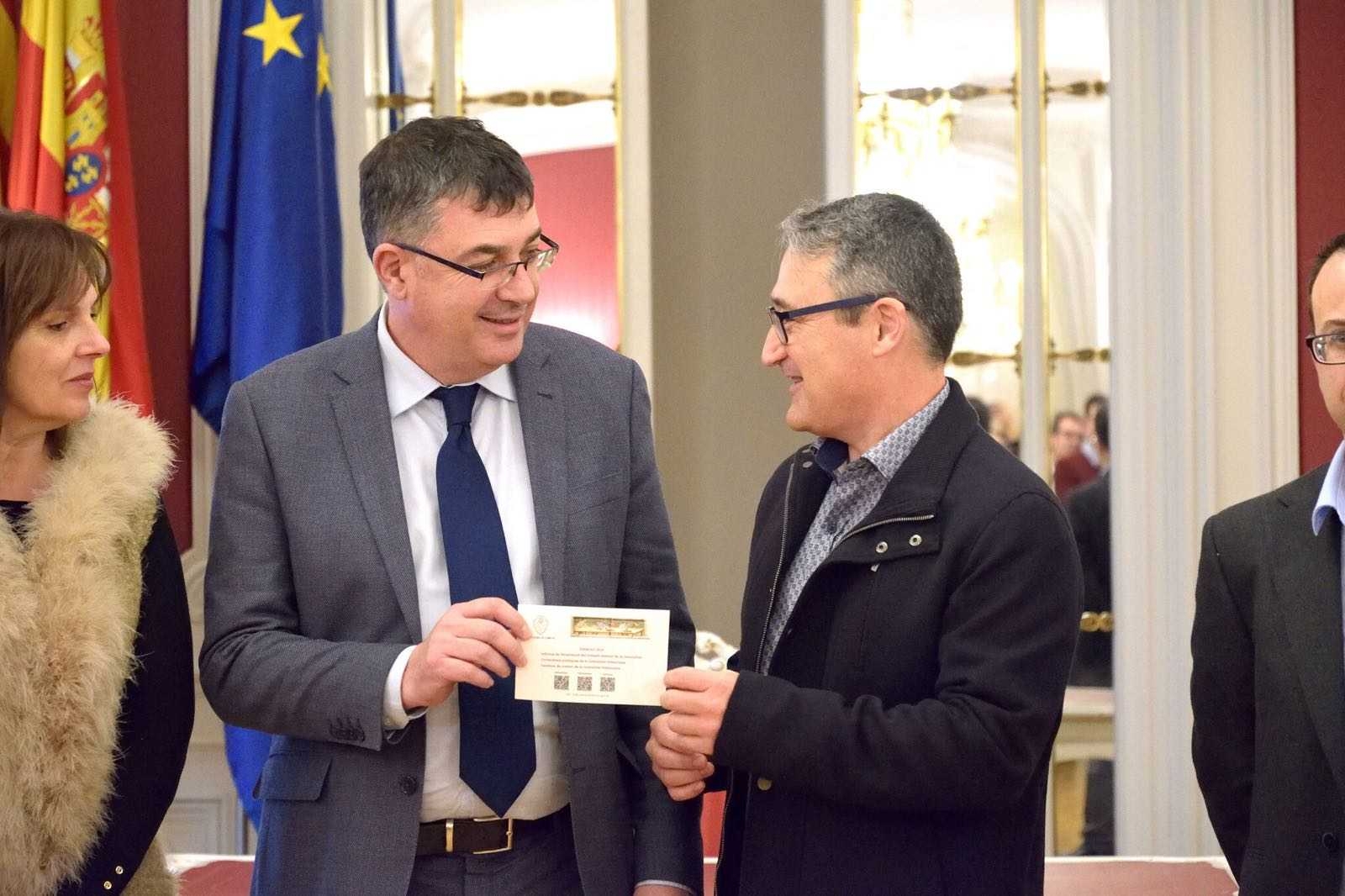 La Sindicatura alerta del exceso de contratos menores y adjudicaciones directas del Consell