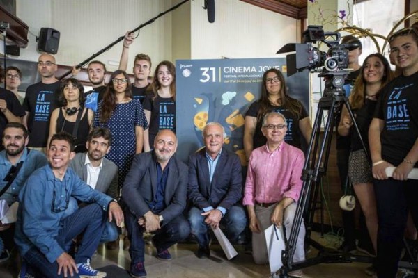 CulturArts contrató de forma irregular los viajes de Cinema Jove según la Sindicatura de Comptes