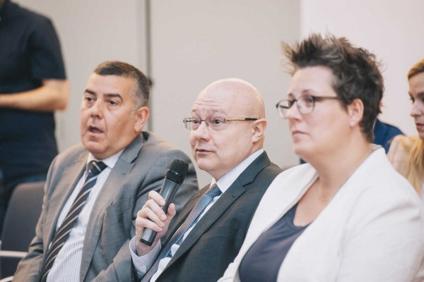 El IVAT echa a andar haciendo un mal uso del dinero de la caja fija