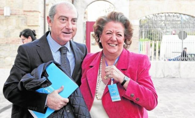 El portavoz municipal del PP, Alfonso Novo, y el asesor Luis Salom, imputados