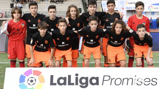 El Valencia se plantea homenajear a los infantiles subcampeones de Arona