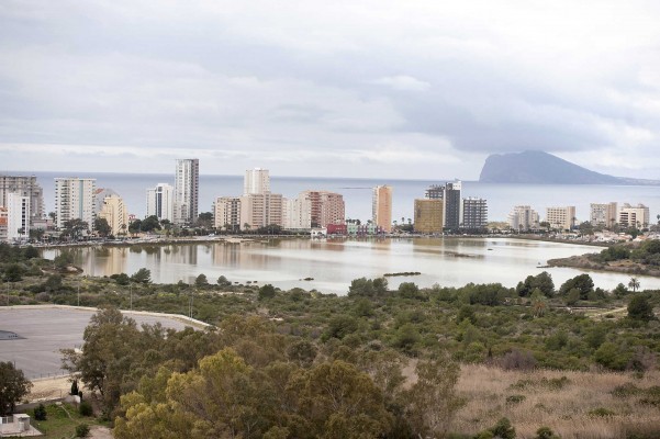 Calp: tres hoteles nuevos, dos campings, un 'manhattan' de edificios y ... ¿un campo de golf?