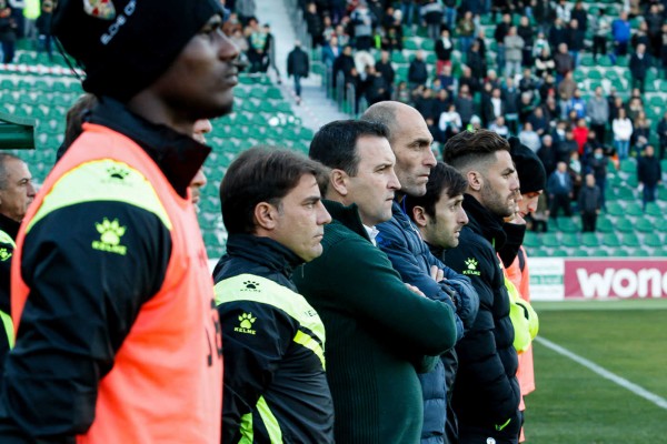 El Elche solo empezó dos veces el año con victoria en la última década