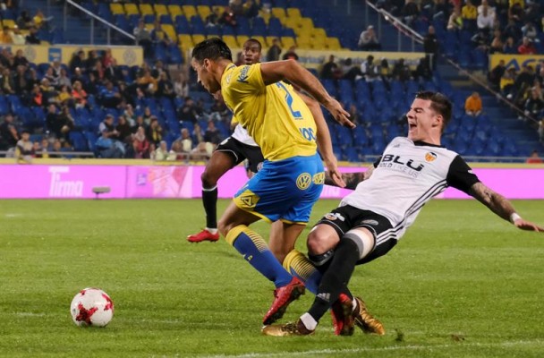 El Valencia reacciona en Gran Canaria y la eliminatoria se decidirá en Mestalla