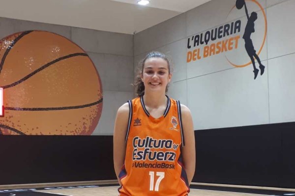 Una jugadora de la cantera taronja se marcha a jugar a EEUU