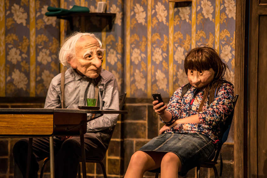 Con ‘Solitudes’ devolvemos a los ancianos un monopolio de emociones que pertenece a la juventud