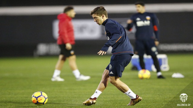 Paulista hace de 'cicerone' con Vietto