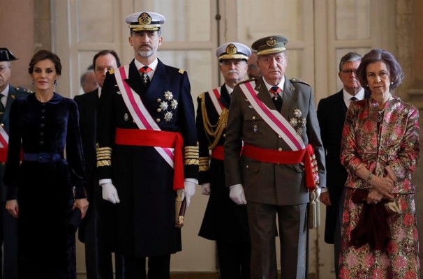 Palabra del Rey: la defensa nacional es 