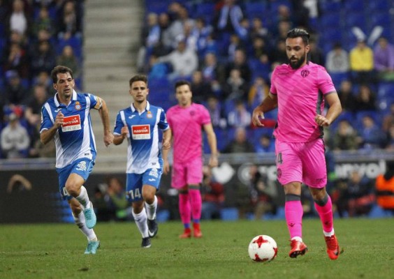 El Levante busca dar la sorpresa en su visita al Camp Nou