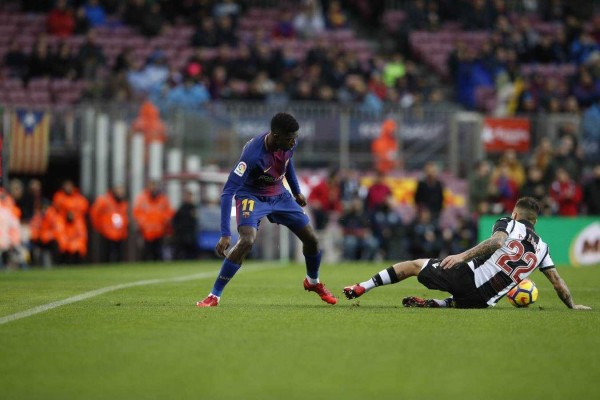 El Levante UD cae en el Camp Nou y mira de reojo el descenso 