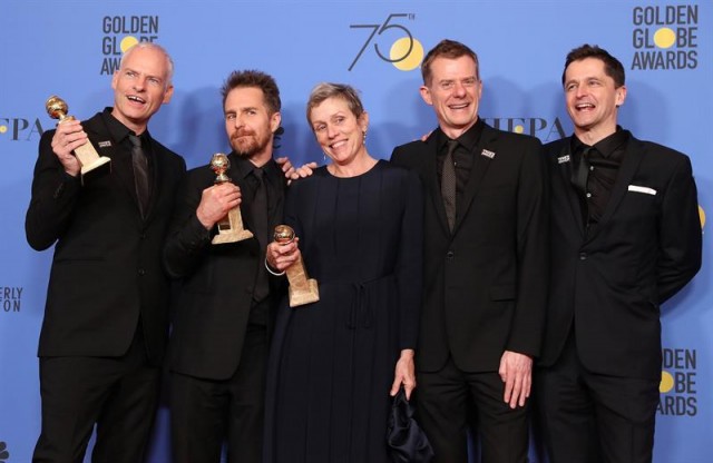 'Tres anuncios a las afueras' y 'Big Little Lies', triunfadoras de la gala más negra de los Globos de Oro