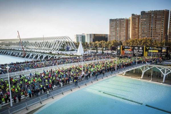 Valencia Ciudad del Running vuelve a premiar la fidelidad de
corredores con packs para dos carreras