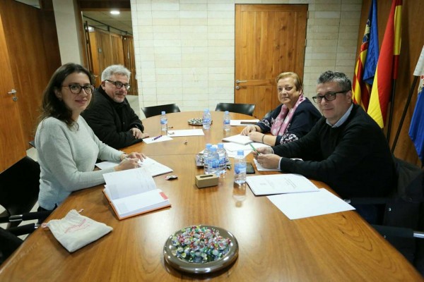 El PSOE somete su presupuesto al consejo social y 'corteja' a Guanyar con sus sugerencias 