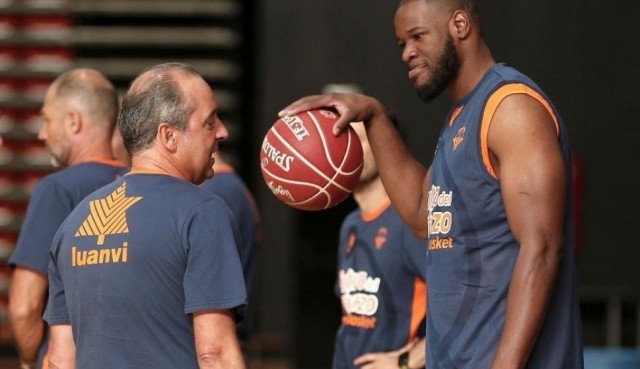 
El regreso de Williams se retrasa pero los informes médicos son positivos