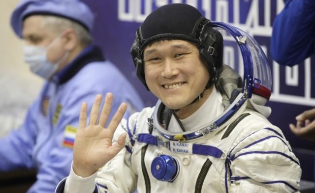 Un astronauta japonés pide perdón por sus trolas: afirmó que creció nueve centímetros en el espacio

