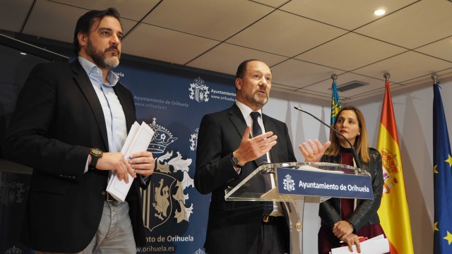 Orihuela y ADIF cierran el convenio para financiar el soterramiento del AVE en 998.000 euros