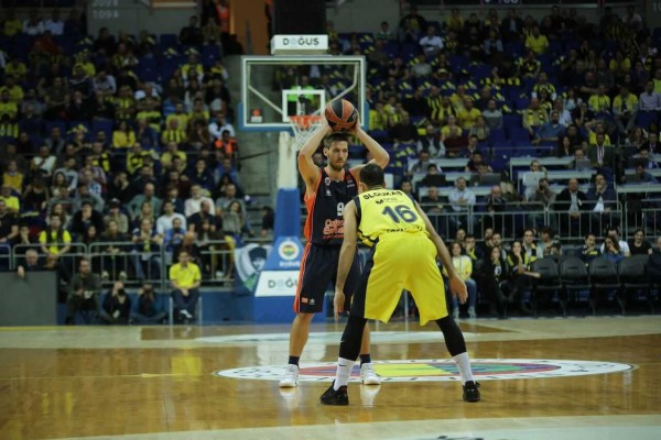 Batalla de campeones en la Fonteta