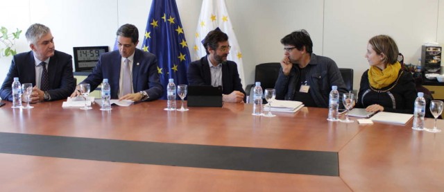 Guanyar planta a la EUIPO en su cóctel de Navidad en protesta por la deslocalización de servicios