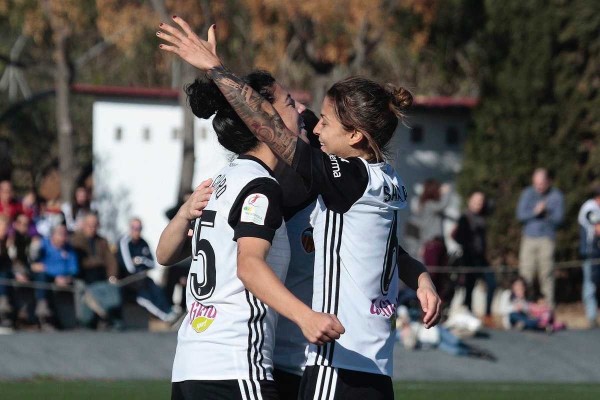 Mari Paz aniquila a la Real Sociedad