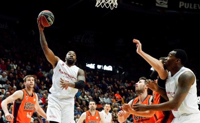 Un Gigante Valencia Basket fulmina al Zaragoza (103-58)