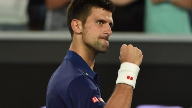 Djokovic bate a Federer y luchará por su sexto título en Melbourne